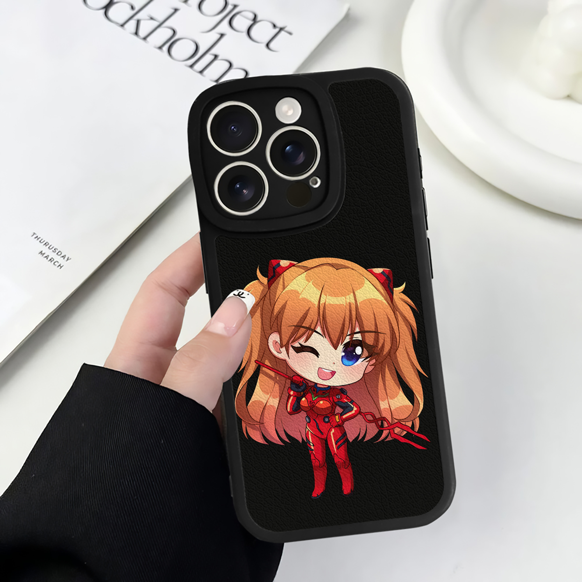 （画像用） EVA 新世紀エヴァンゲリオン 【iPhone 16シリーズ対応】シリコンスマホケース（レザー調） 材質：シリコン